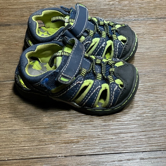 Beaver Creek shoes 5 1/2 - Picture 3 of 8